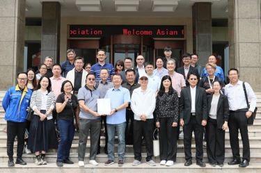 聯動發展 賦能包裝 | 亞洲瓦楞紙箱聯合會輪值主席劉尚文一行蒞臨景興紙業參觀交流